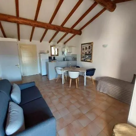 Maison Proche Vecchio Сasa de vacaciones